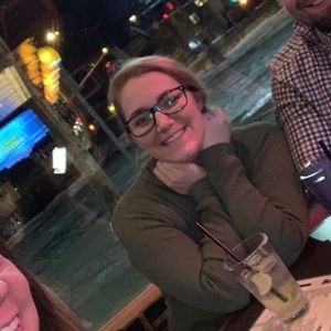 Meet your Posher, Julia